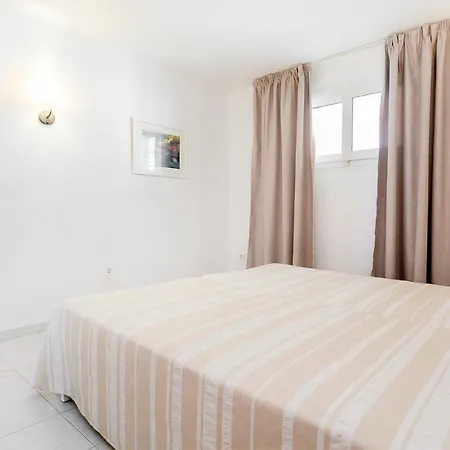 Duquesa Playa 4* Санта-Эулалия-дель-Рио