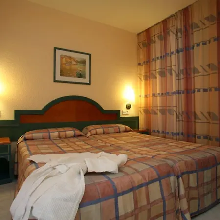 Aparthotel Duquesa Playa Santa Eularia des Riu