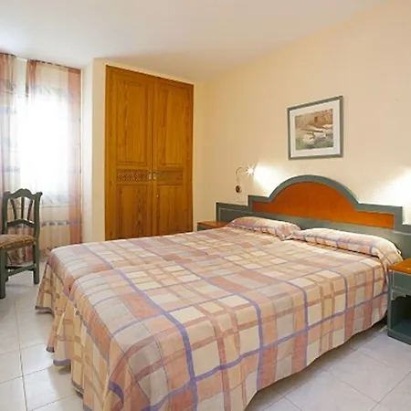 Aparthotel Duquesa Playa Santa Eularia des Riu