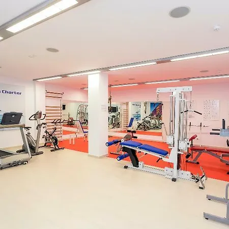 公寓式酒店 杜克沙普拉亚公寓式酒店 圣埃乌拉利亚
