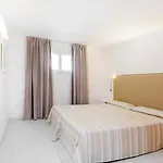 Duquesa Playa Aparthotel 4*