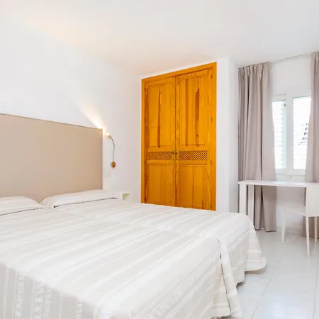 Duquesa Playa Lägenhetshotell Santa Eularia des Riu