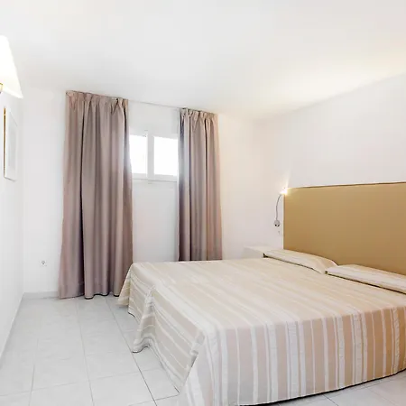 Duquesa Playa Aparthotel 4*
