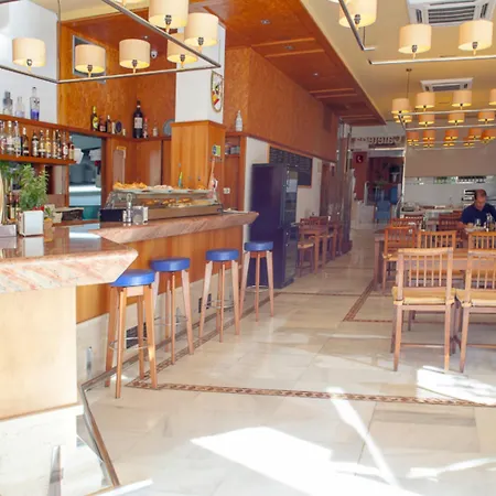 Апарт-готель Duquesa Playa 4*