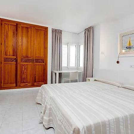 Aparthotel Duquesa Playa Santa Eularia des Riu