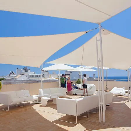 Апарт-готель Duquesa Playa Санта-Еулалія-дель-Ріо