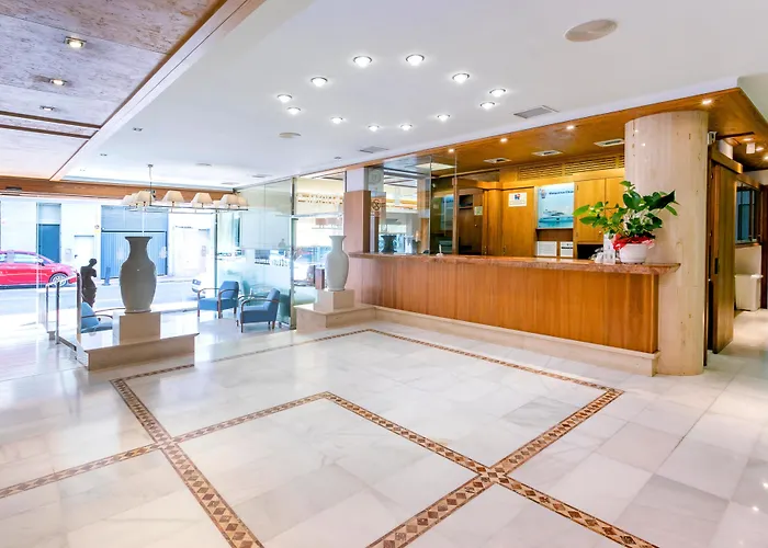 Duquesa Playa Lägenhetshotell Santa Eularia des Riu