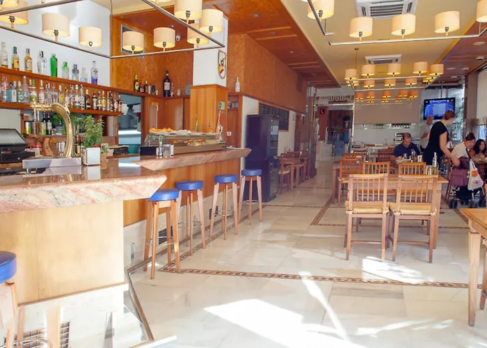 Lägenhetshotell Duquesa Playa 4*