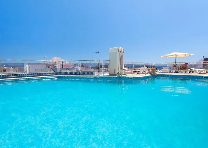 Lägenhetshotell Duquesa Playa 4*