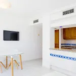 Duquesa Playa Apartmanhotel 4*