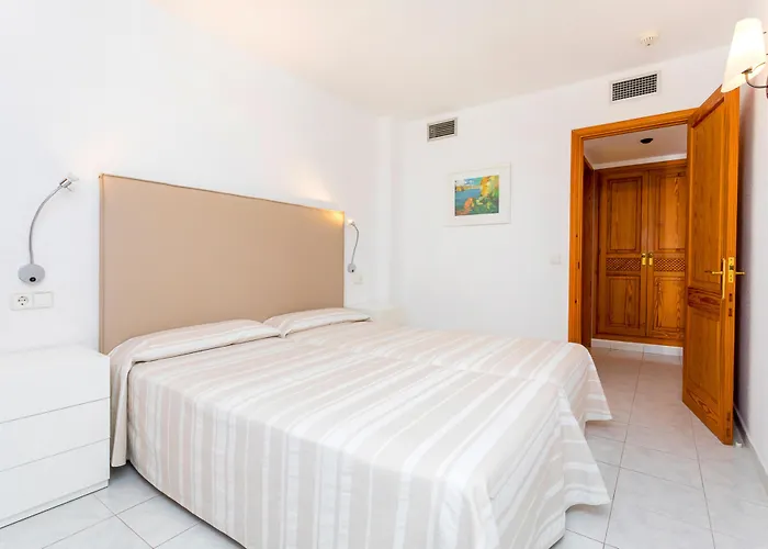 Duquesa Playa 4* Santa Eularia des Riu