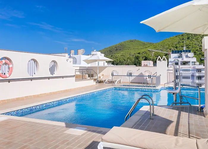 Apartmanhotel Duquesa Playa 4*